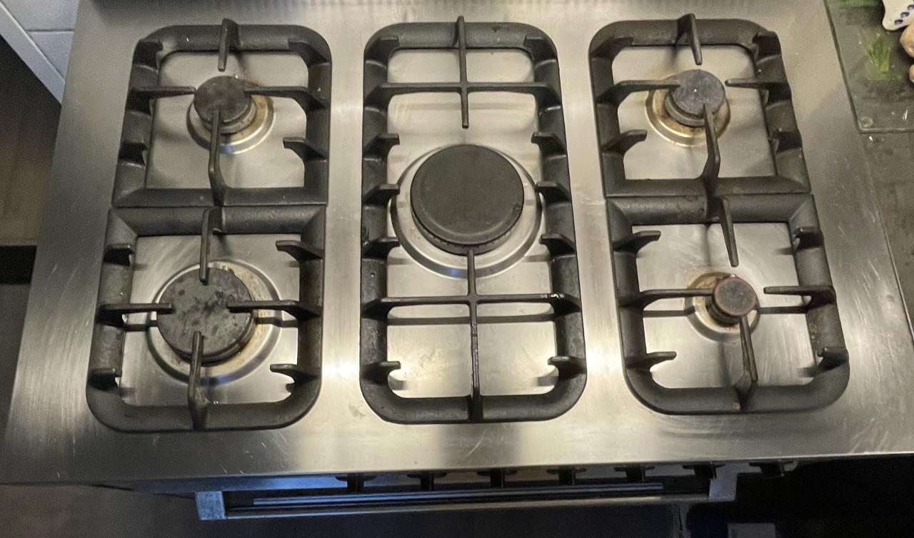 Gasfornuis met elektrische oven en grill