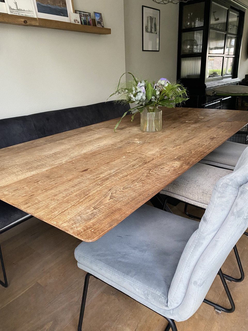 Eetkamertafel