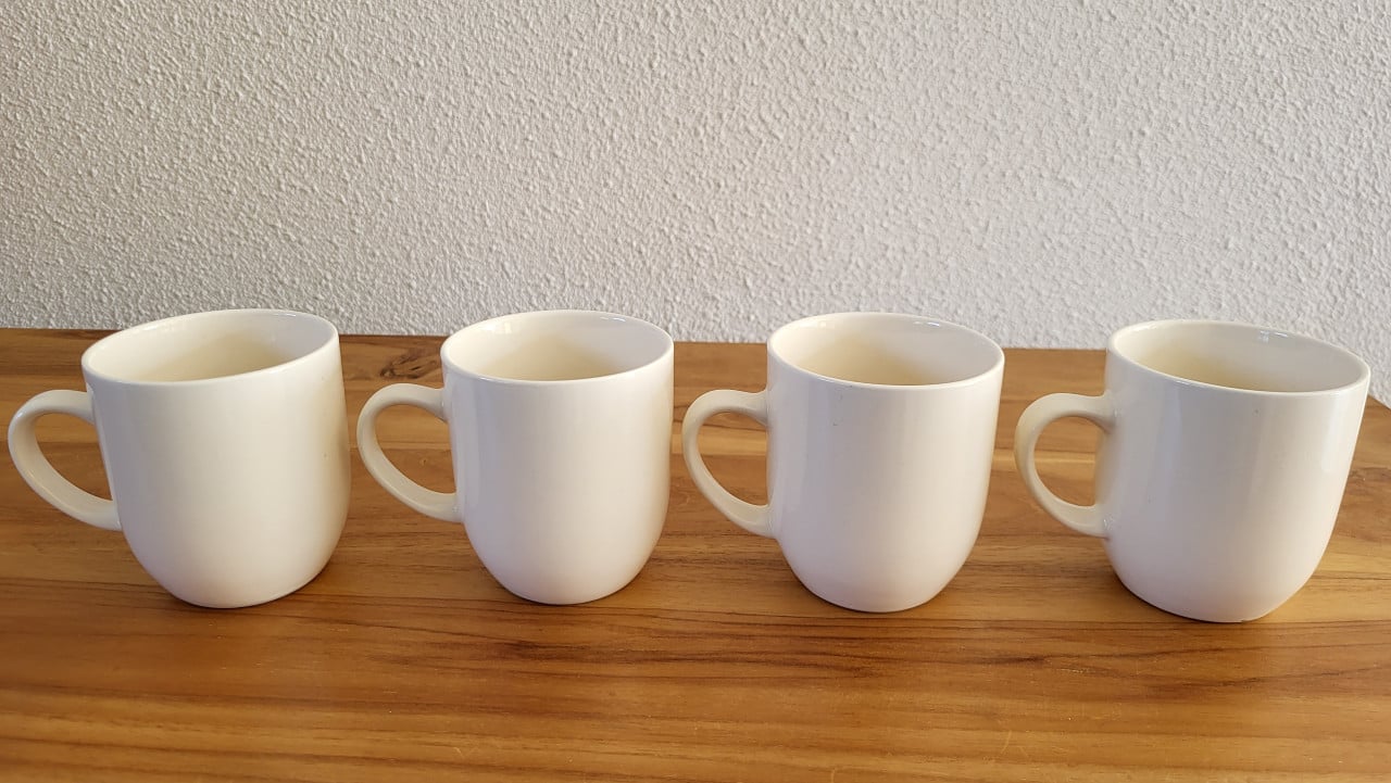 Set van 4 koffie (Senseo) mokjes, h 8 cm Jet servies A Rose is a Rose