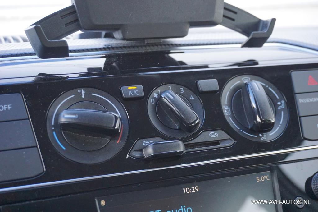 Volkswagen UP! 1.0 bmt move up!