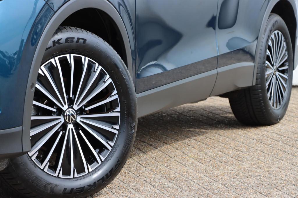 Volkswagen Tiguan 1.5 etsi life edition 130pk dsg7