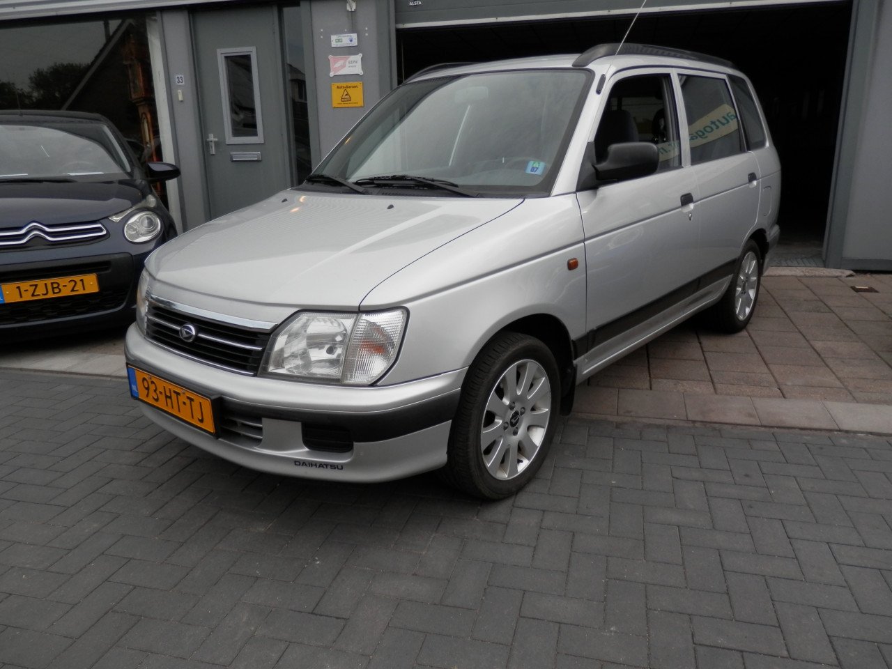 Auto Garant Biedt Aan: Daihatsu Gran Move 1.6 16v CS