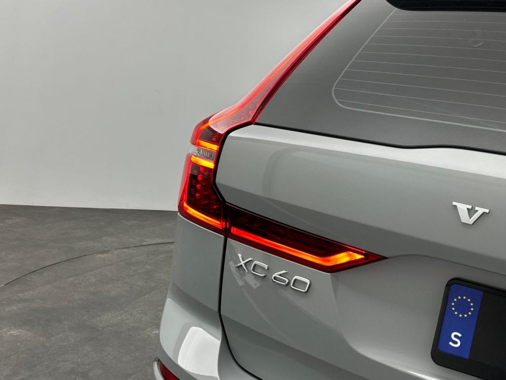 Volvo XC60 t6 awd gt ultra dark