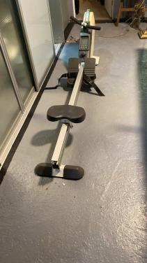 Row machine