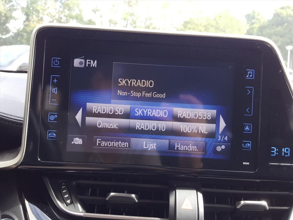 Toyota C-hr 1.8 hybrid 122pk cvt energy | navi | bt | adaptive cruise contr