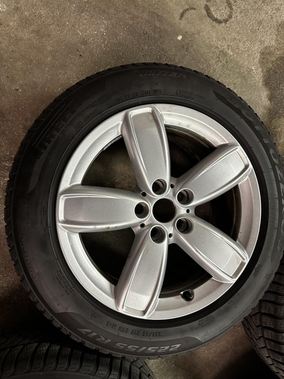 17 inch z.g.a.n. winterbanden met velgen Mini cooper countryman