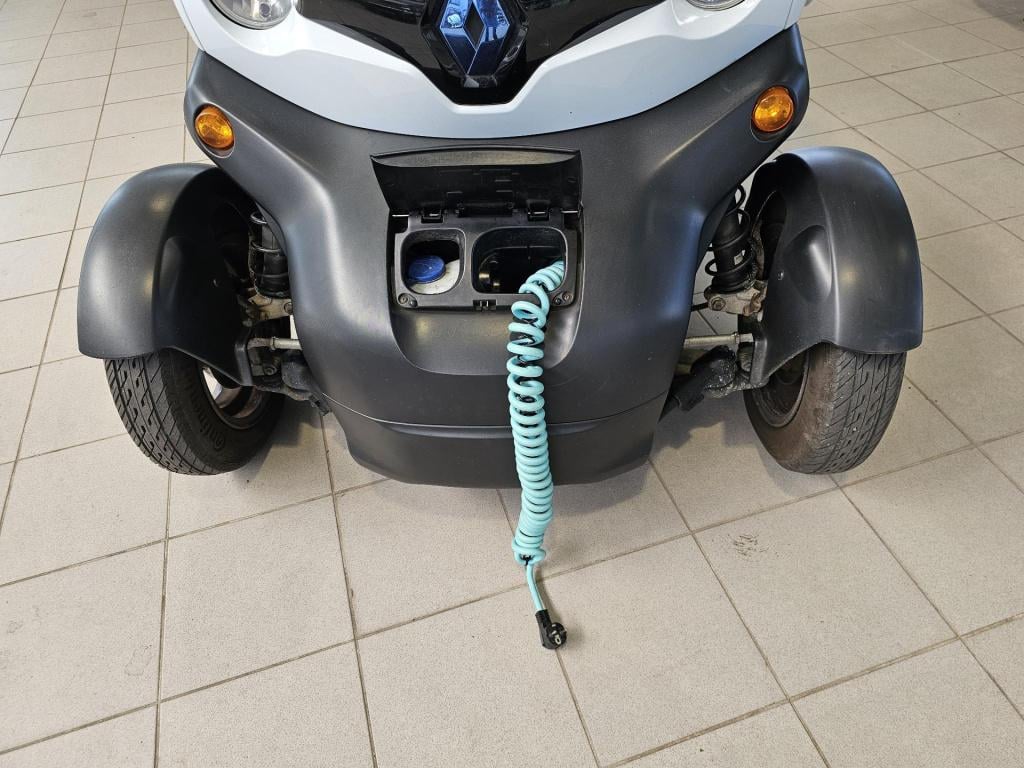 Renault Twizy urban incl accu brommobiel, geen rijbewijs nodig. (vanaf 16ja