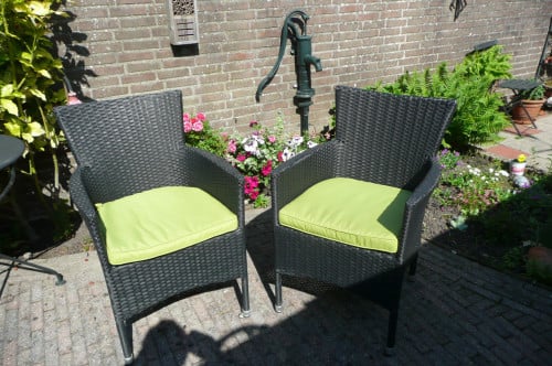 2 tuin stoelen