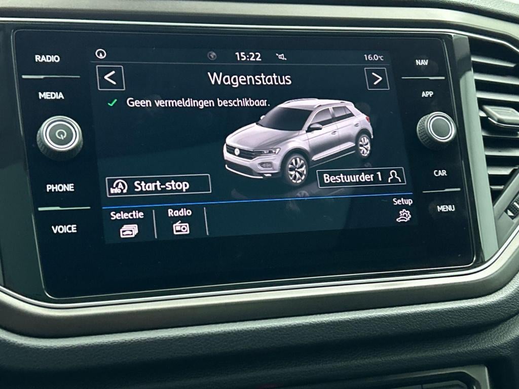 Volkswagen T-roc 1.0 tsi style | lmv | panorama dak | navigatie | parkeer s