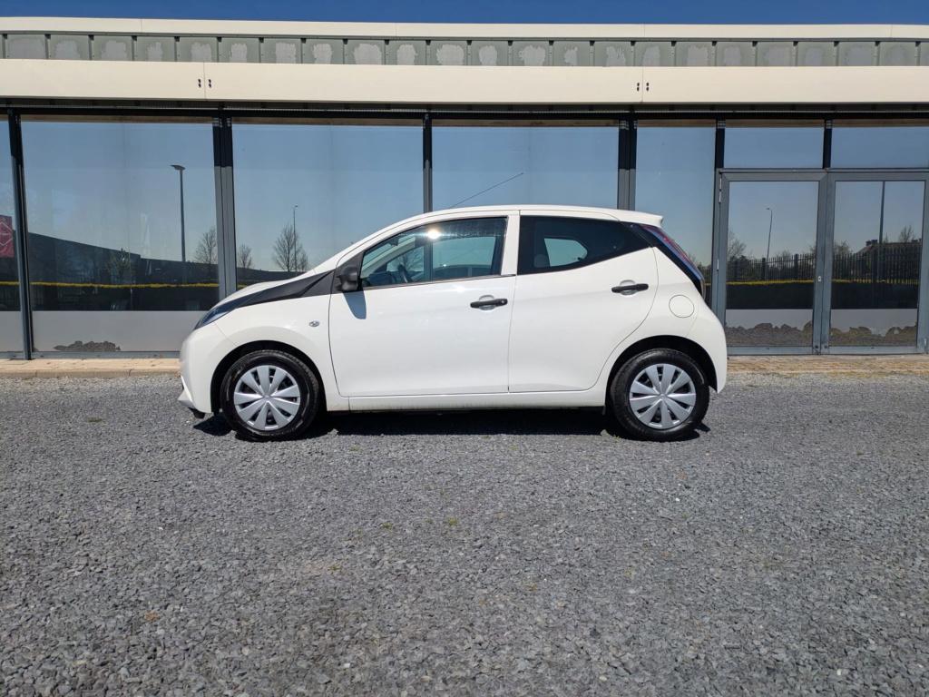 Toyota Aygo 1.0 vvt-i x-fun | 5 deurs | airco | bluetooth