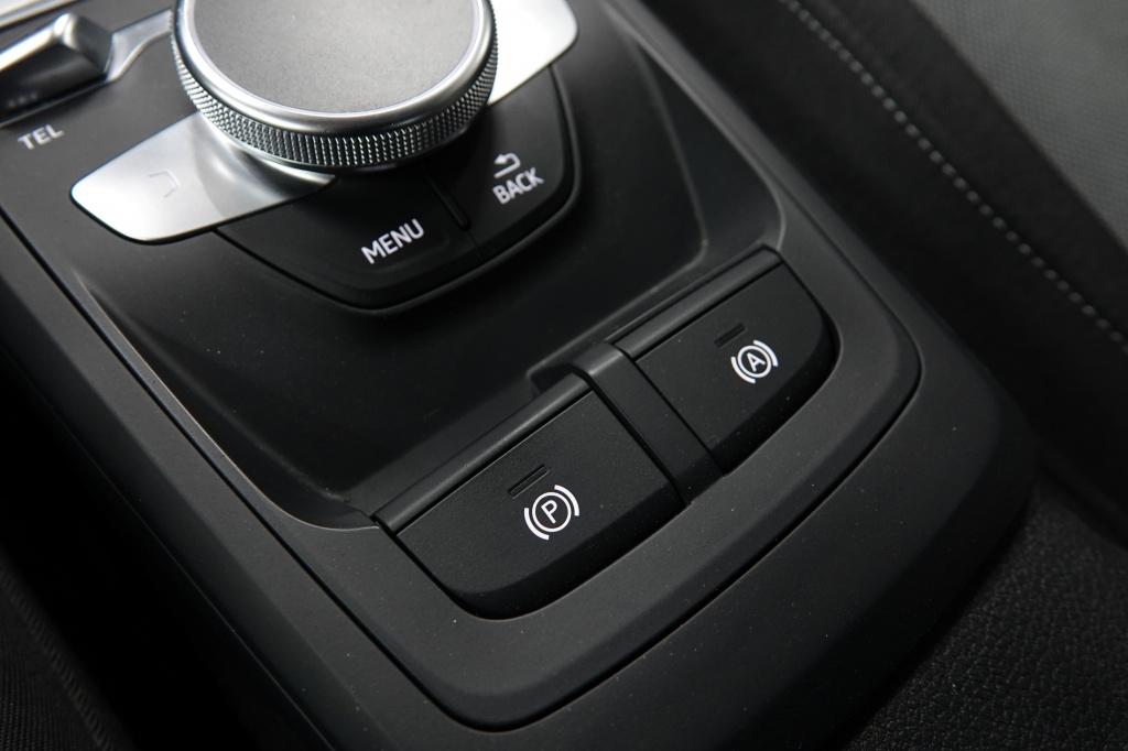 Audi Q2 35 tfsi | camera | pdc | keyless | led |
