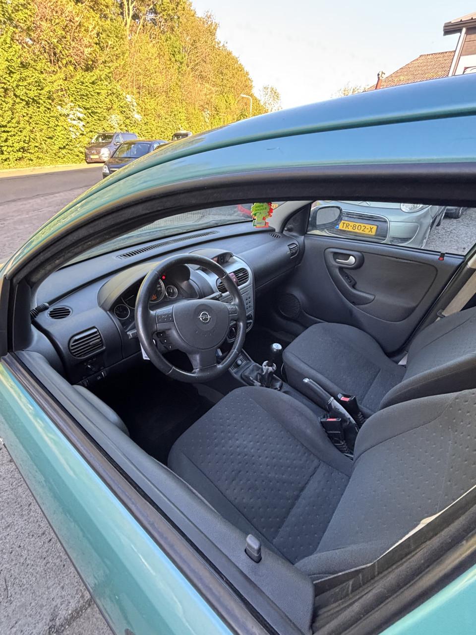 Opel corsa jaar apk