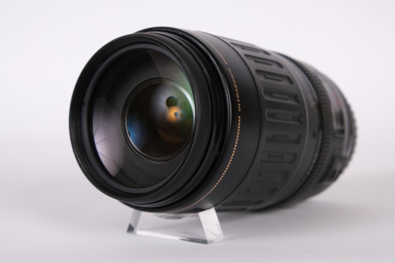 Canon EF 100-300mm F4.5-5.6 USM telezoomlens