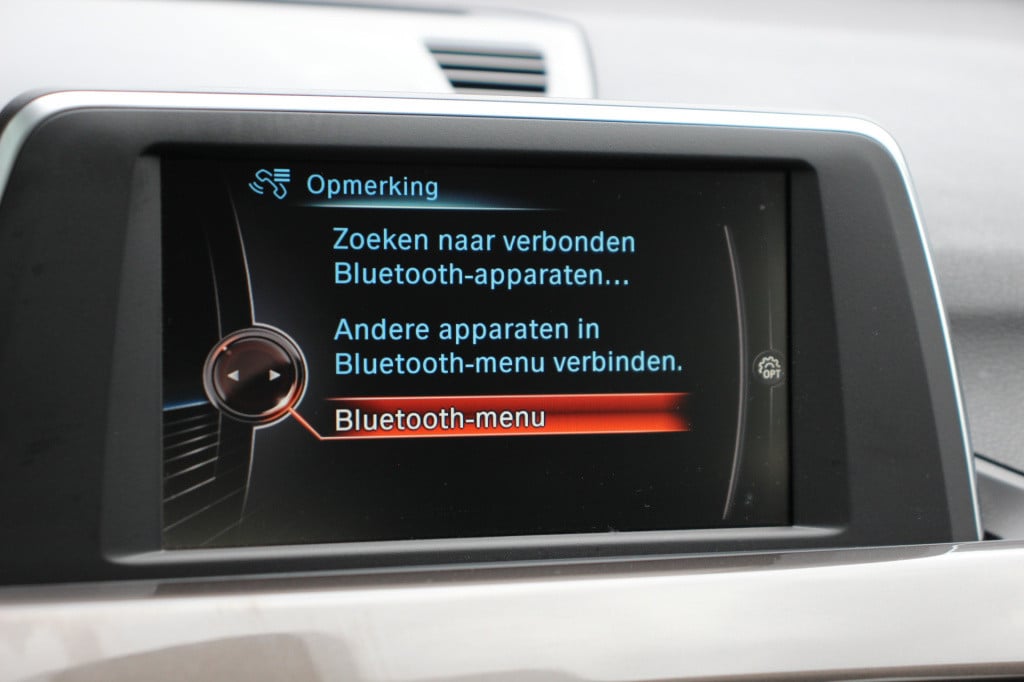 BMW X1 sdrive20i corporate lease executive | led | half leder | pdc |