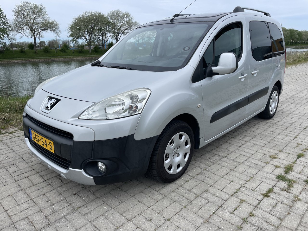 Peugeot partner 1.6 tepee 5 zits 97000 km