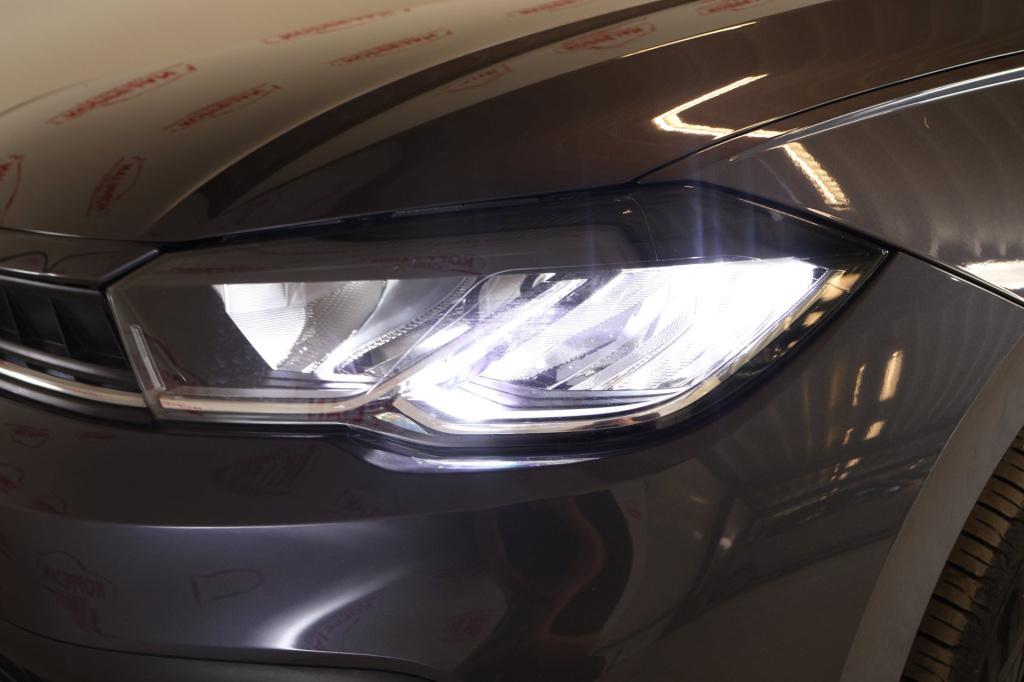 Volkswagen Polo 1.0 tsi life business acc, led verlichting, climaatcontr, l