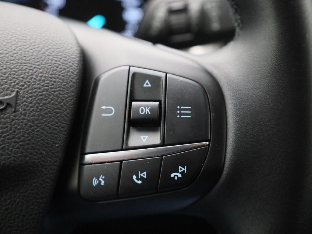 Ford Focus 1.0 ecoboost hybrid titanium | navigatie | groot scherm | apple 