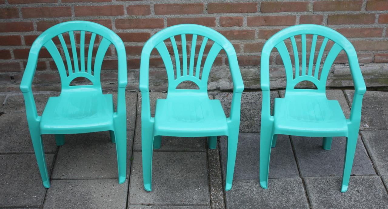 3 Stoeltjes voor kinderen - kunststof groene