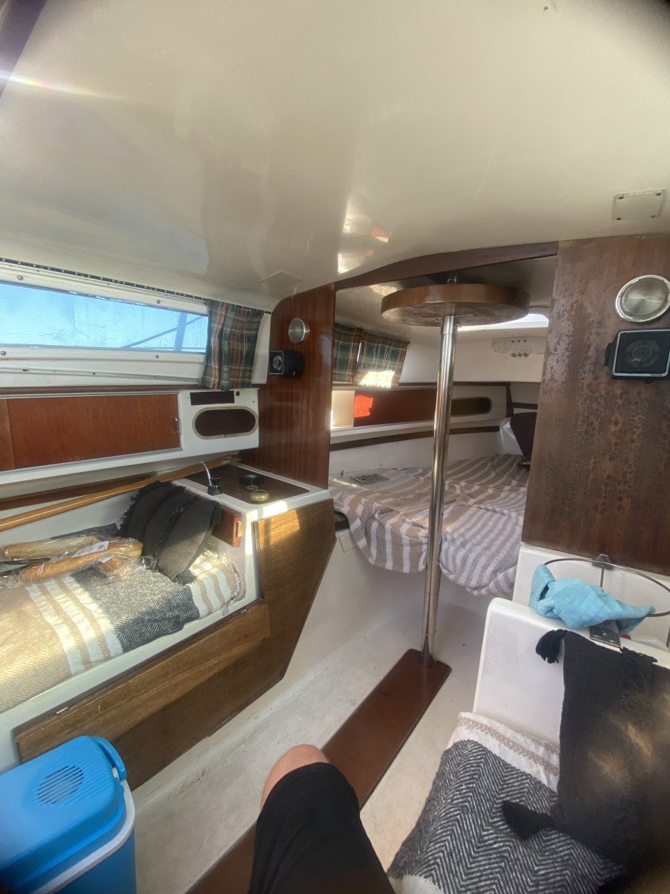 Kajuitzeilboot 22 voet met 8pk bb incl ligplaats stad aan het haringvliet