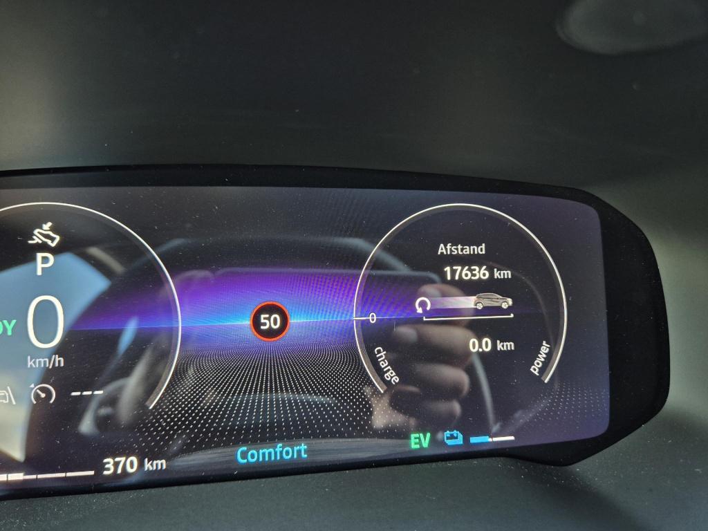 Renault Captur 1.6 e-tech full hybrid 145 techno nw. model!, all season ban