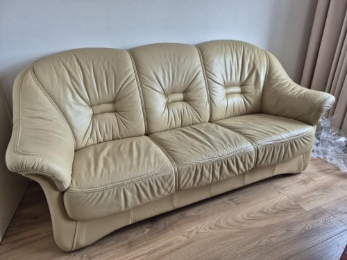 Gratis leren bank en fauteuil