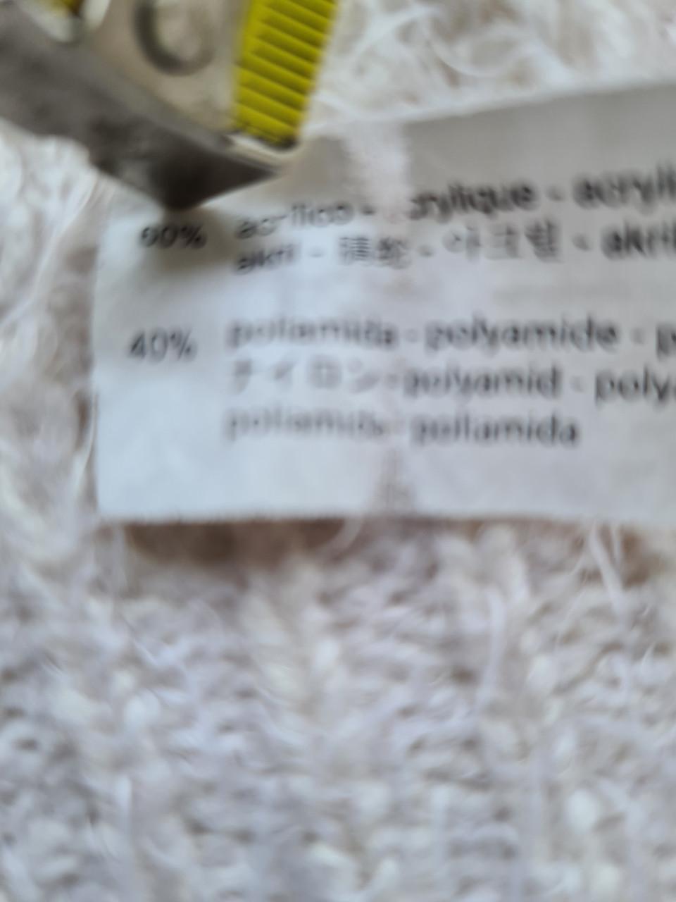 Bershka  zachte warme ecru , licht beige koltrui  Maat M