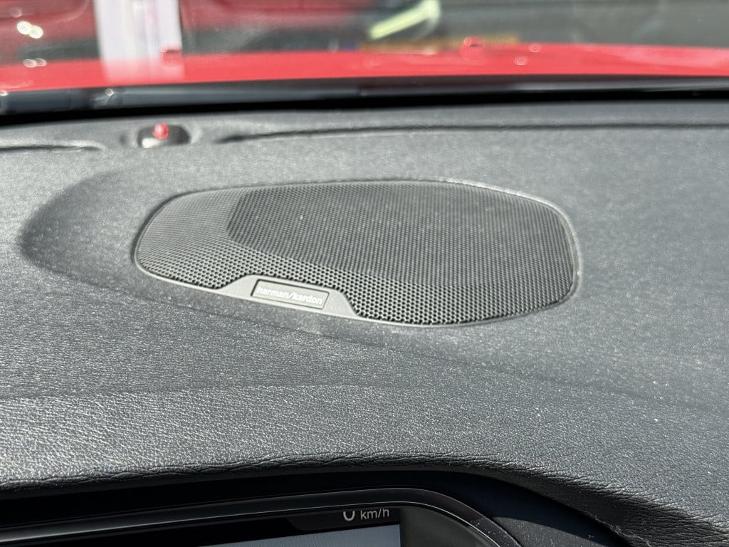 Volvo V40 t3 153pk aut6 polar+ sport| panodak| camera| h&k sound| trekhaak