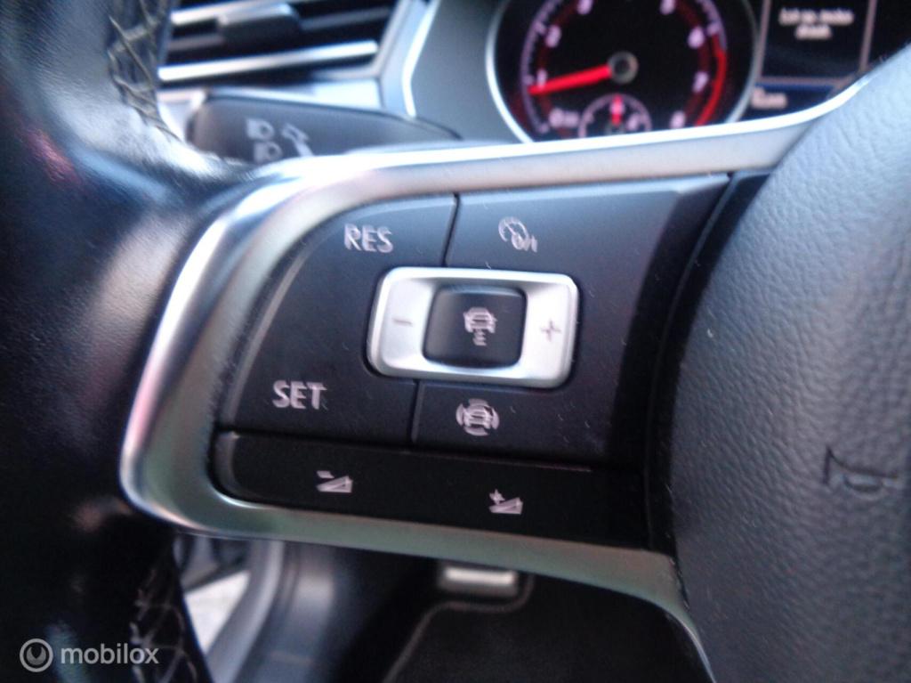 Volkswagen Arteon 2.0 tsi business r-line/ dsg-7/pano/dcc/stoeverw/ 20'' lm