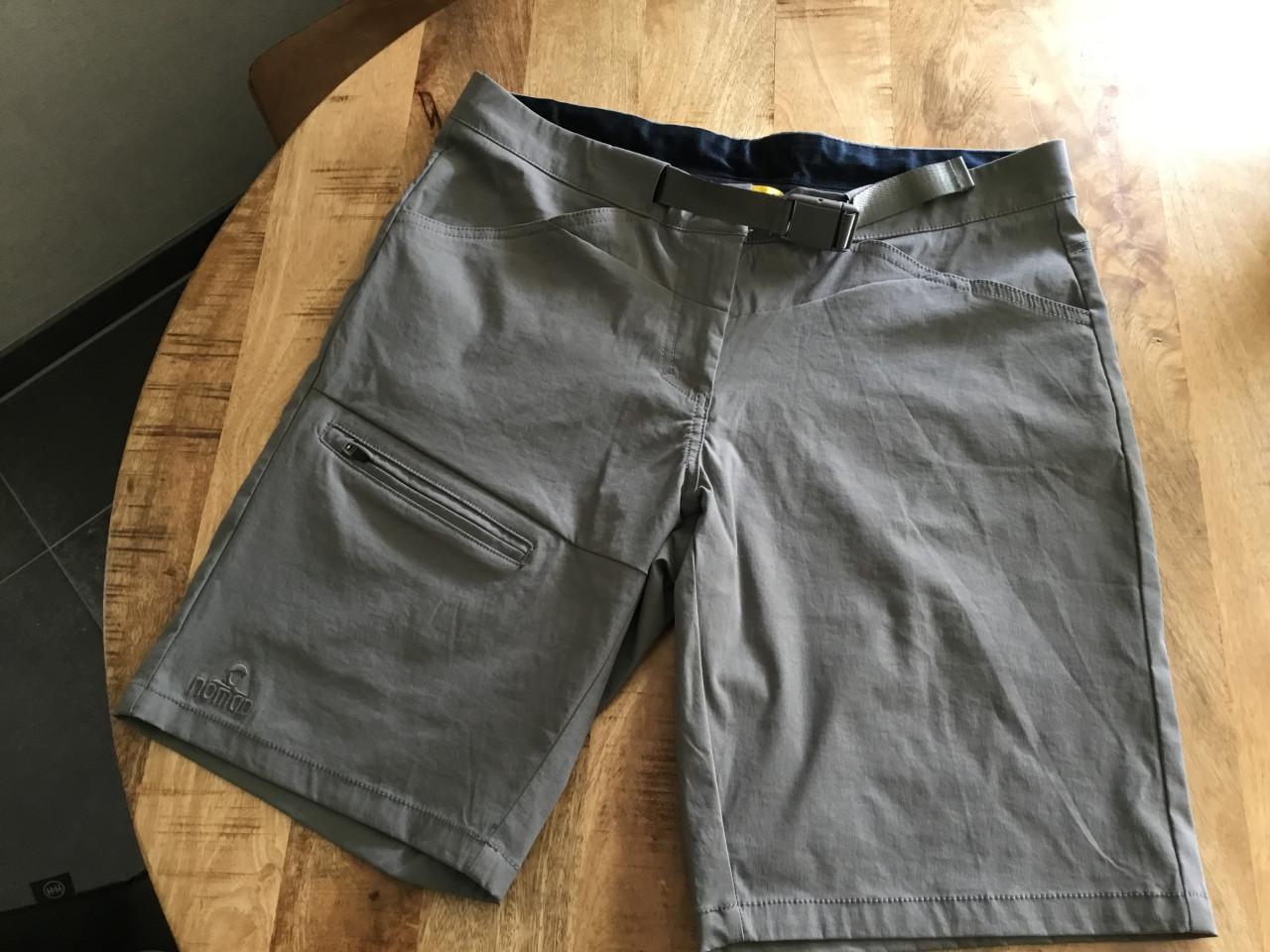 Korte Broek.  Nomad. Nieuw.