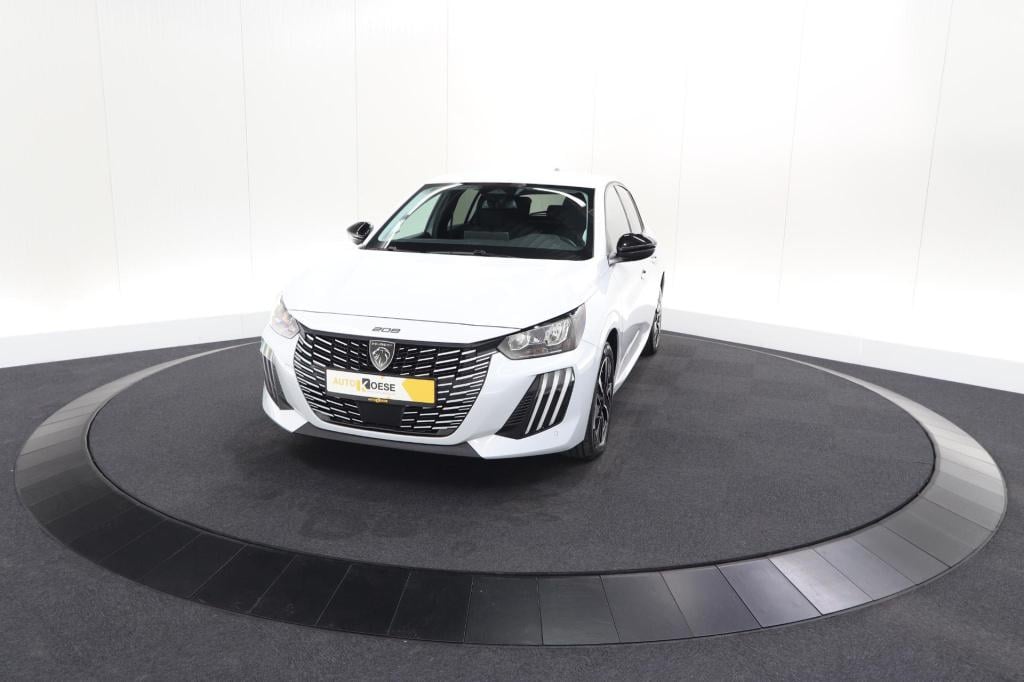Peugeot 208 1.2 hybrid 110 e-dcs6 allure | climate control | apple carplay 