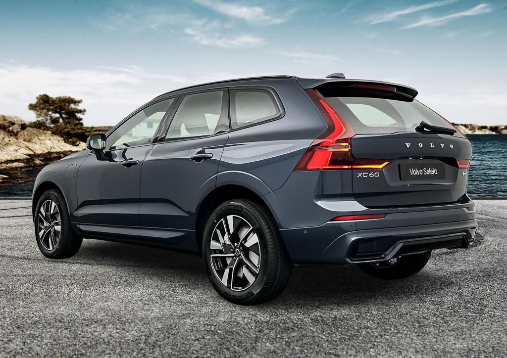 Volvo XC60 t6 awd gt plus dark | 360 camera | charcoal hemelbekleding