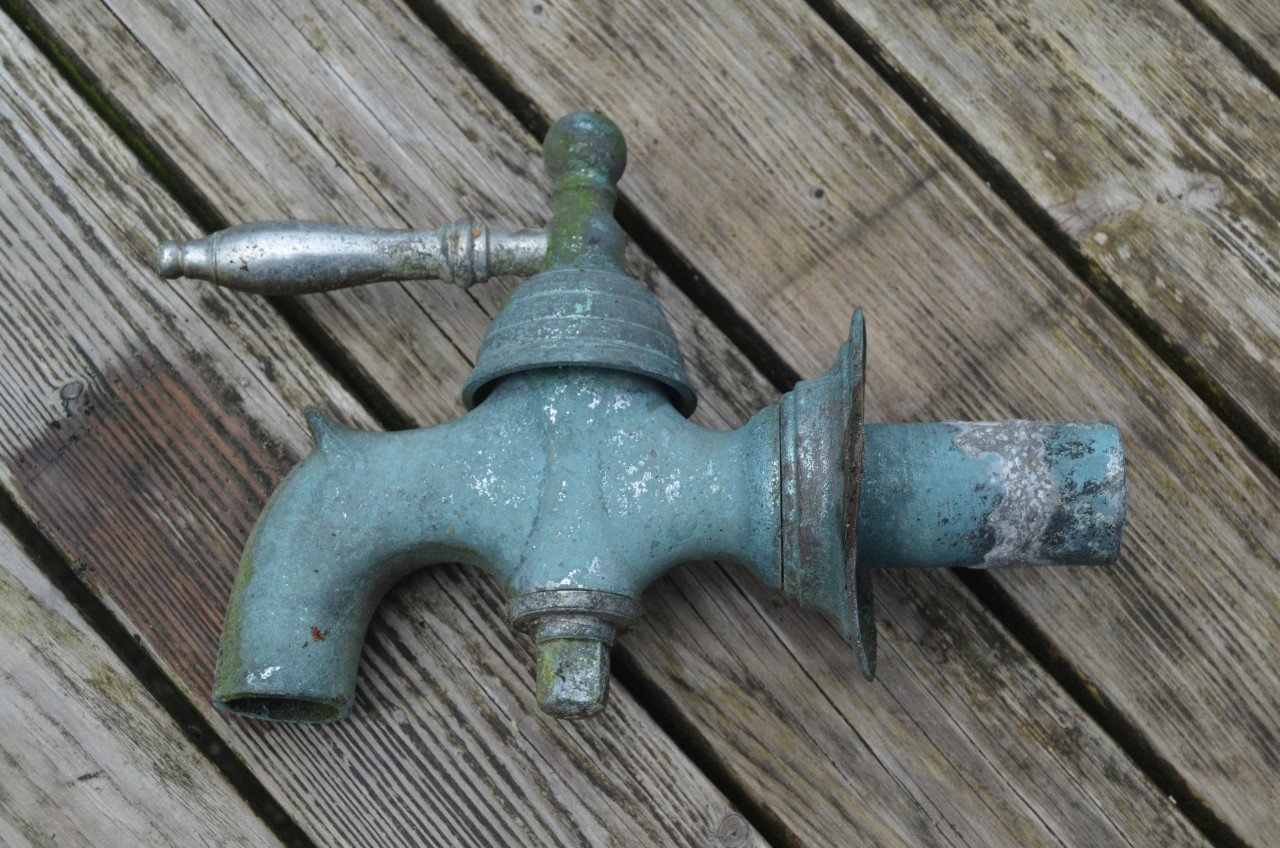 Grote en zware industriële kraan