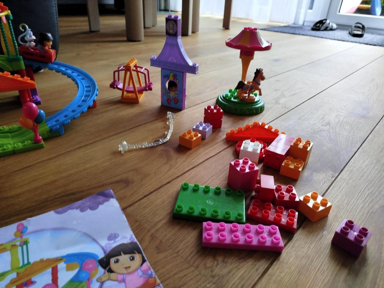 Dora achtbaan +extra's