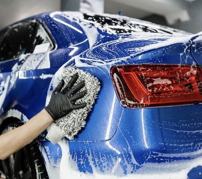 Auto vies? Laat je auto wassen 🧼 🚗