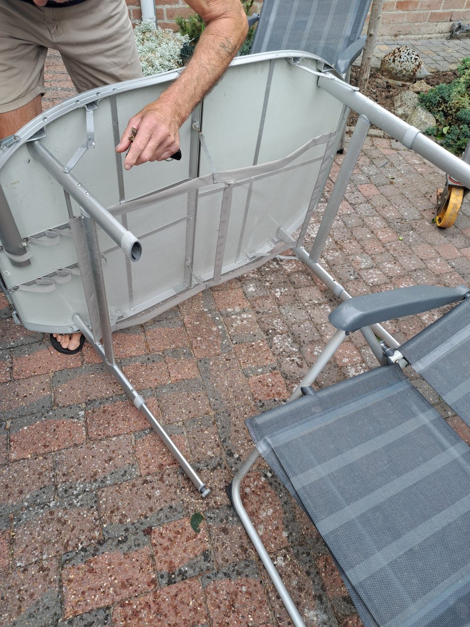 2 ANWB Campingstoelen verstelbaar hoge rug met vertelbare tafel