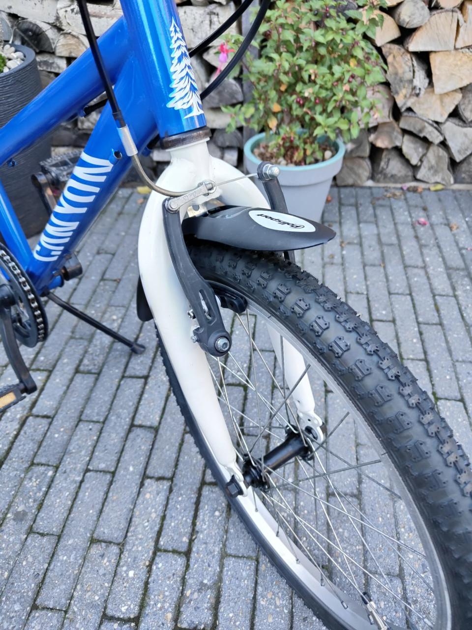 20 inch stoere mountainbike met Canyon stickers