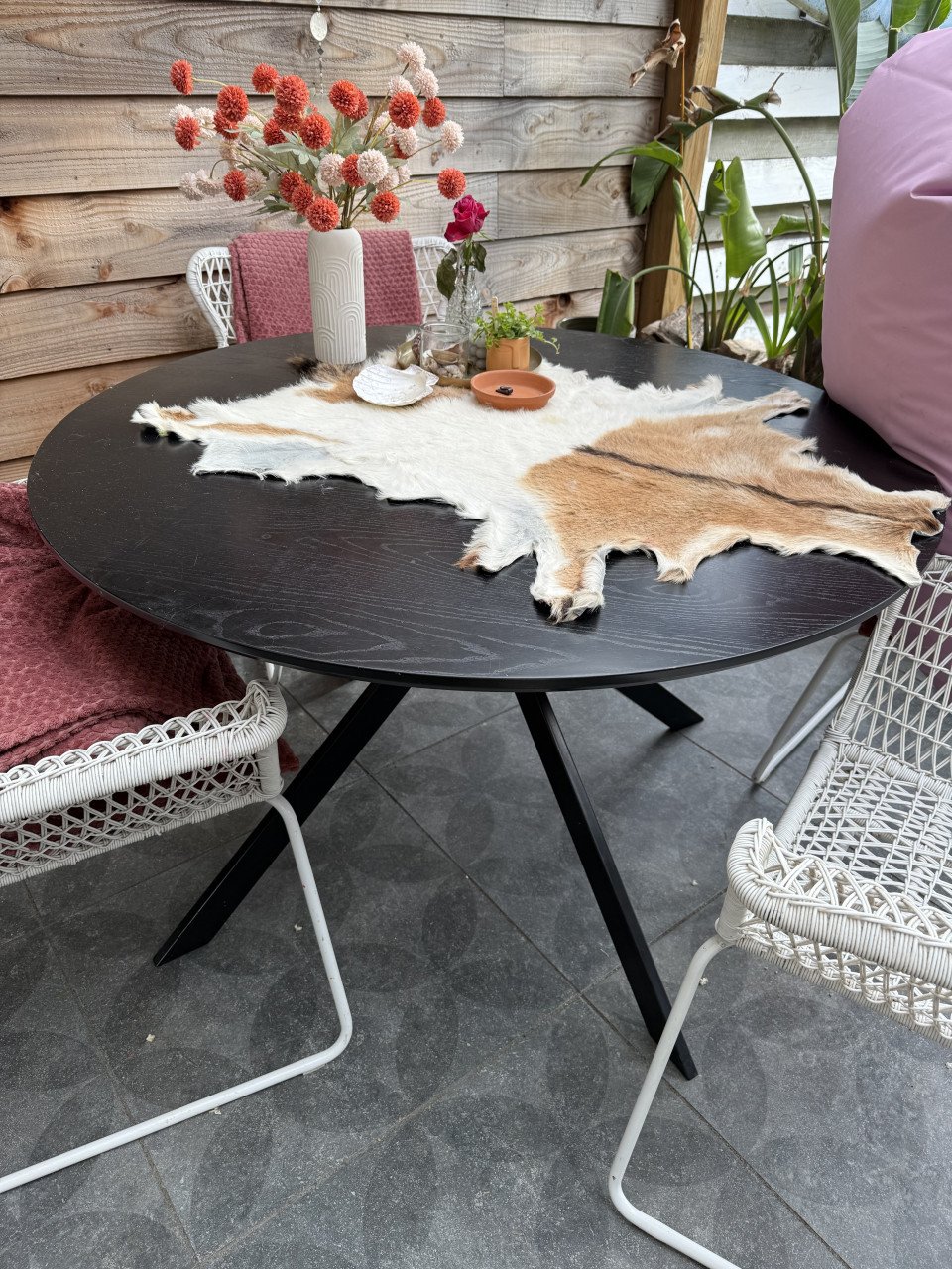 Te koop ronde eettafel