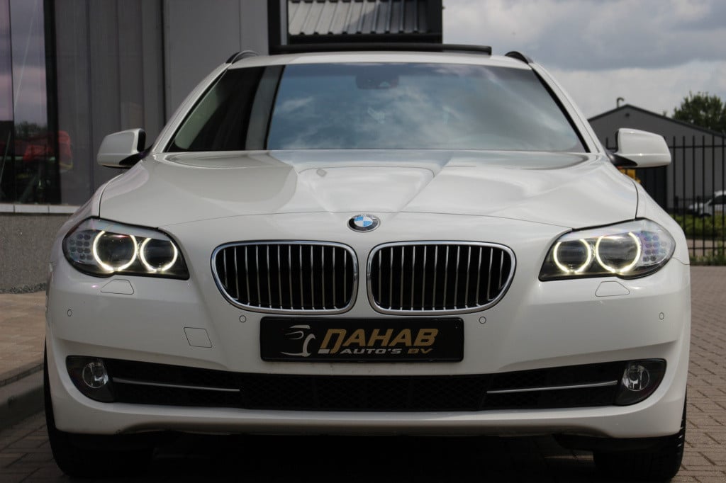 BMW 5 Serie touring 523i high executive | leder | memory | pano | dealer on