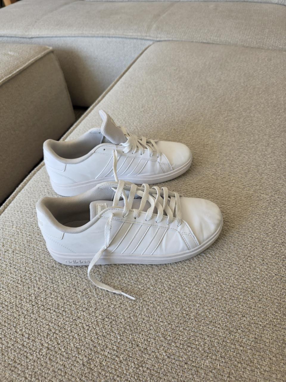 Adidas sportschoenen