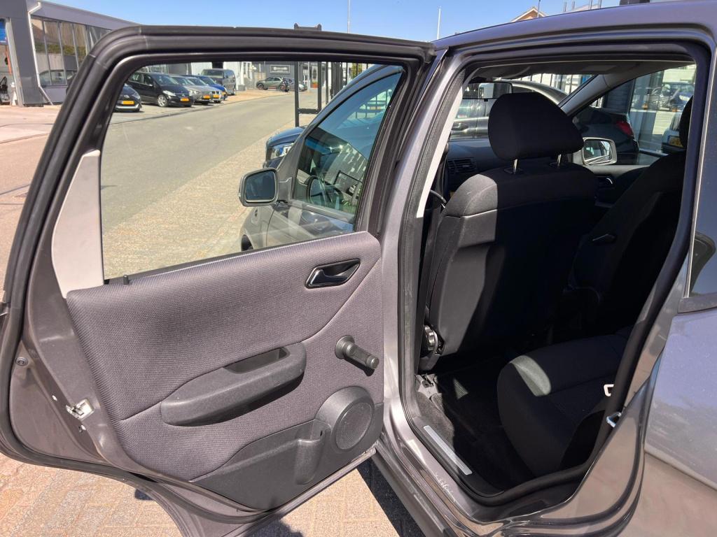 Mercedes-Benz A-Klasse 160 blueefficiency business class