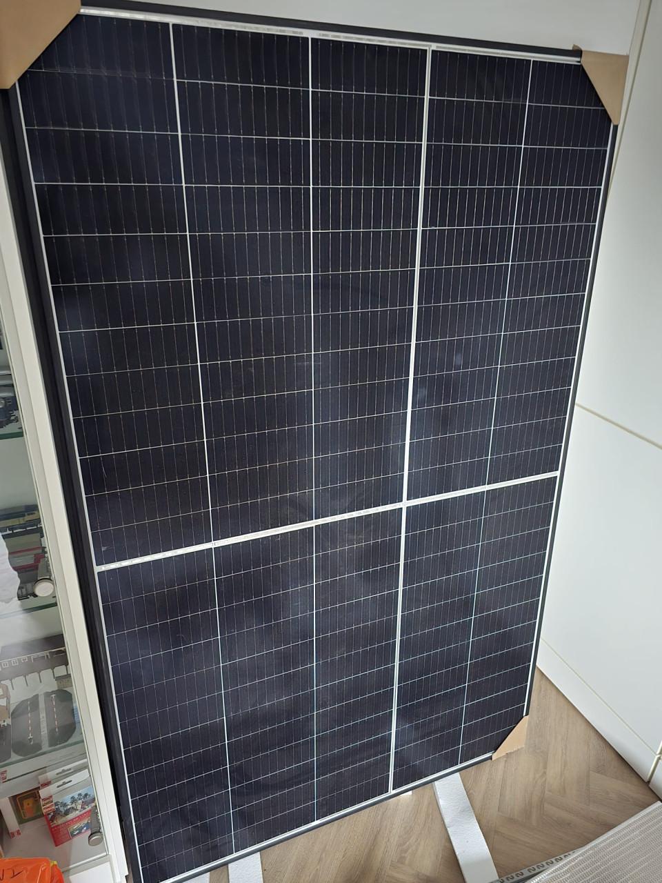 Zonnepanelen (6 stuks - nieuw) Trina Solar