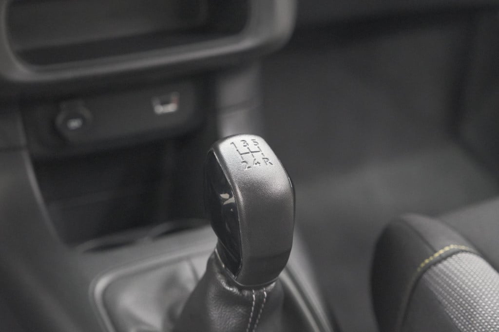 Citroen C3 puretech 82 business | parkeersensoren | apple carplay | climate