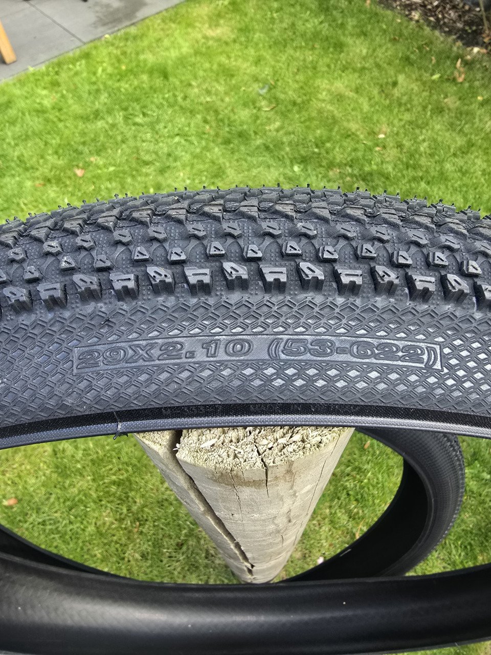 Nieuwe Maxxis 29" x2.1 inch TR band