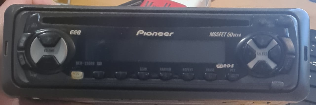 Pioneer mosfet 50wx4 juni 2001