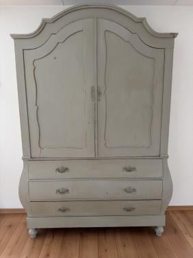 Prachtig geverfd kabinet te koop!