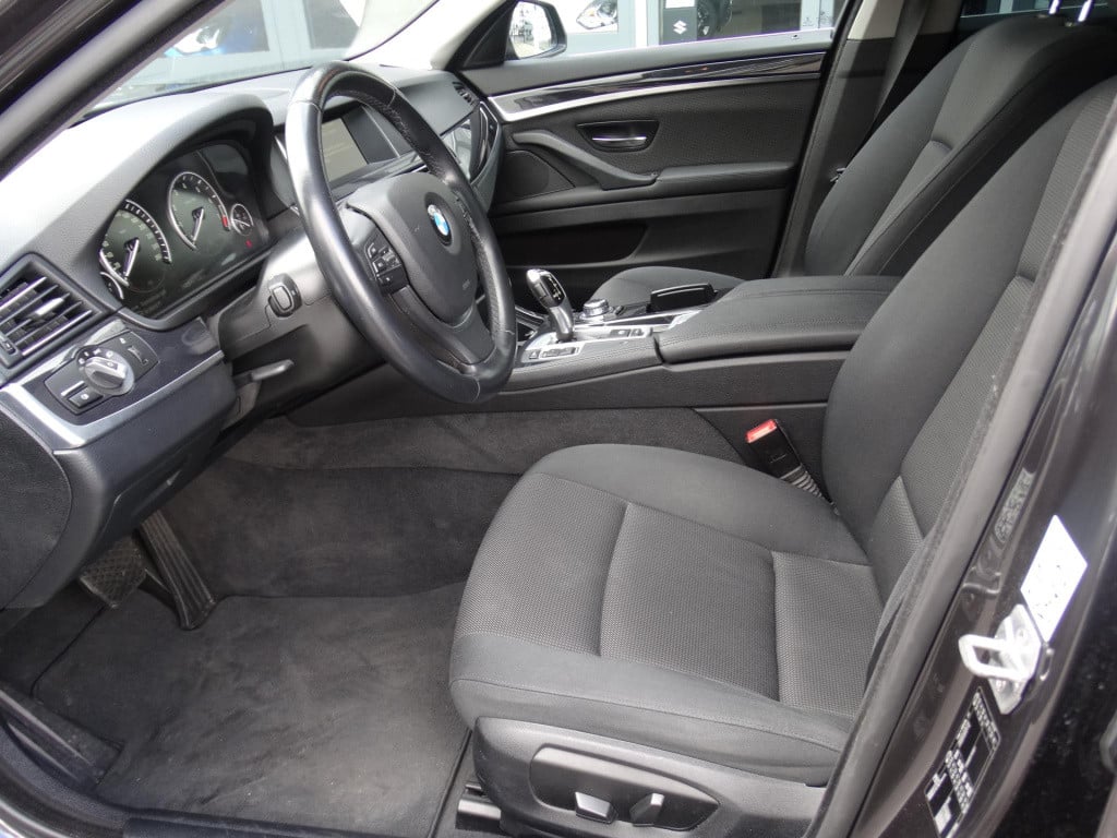 BMW 5 Serie 520i executive sportline|automaat|orgineel nl geleverd
