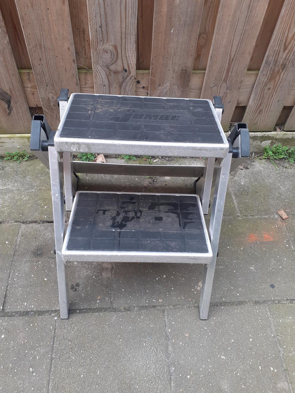 2 x Grote *** OPSTAP *** 80cm brede trap voor caravan 2-treden