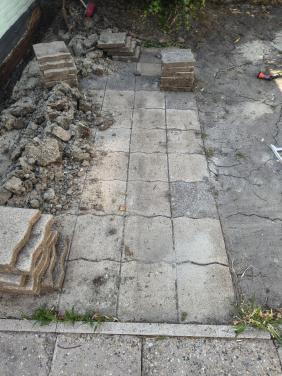 70 tegels 30x30 gewelfd 6,3m2
