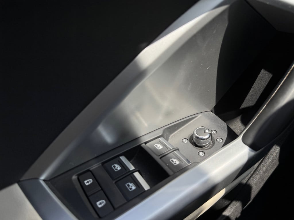 Audi Q3 35 tfsi advanced * panoramadak * matrix led * 360 camera