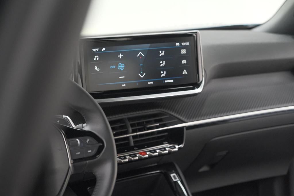 Peugeot 2008 hybrid 136 e-dcs6 style | apple carplay | parkeersensoren | cl